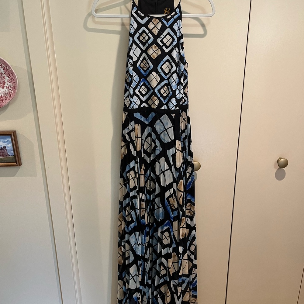 Geometric Patterned Maxi Dress